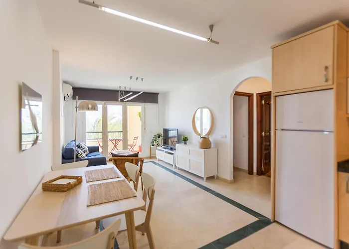 Bonito Apartamento en Primera Línea de Playa